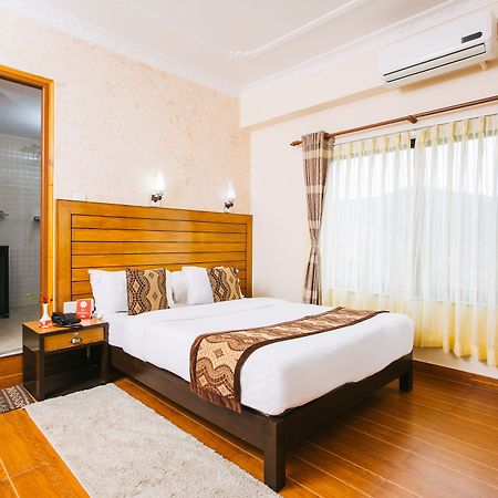 Hotel Romantica Pokhara Bagian luar foto