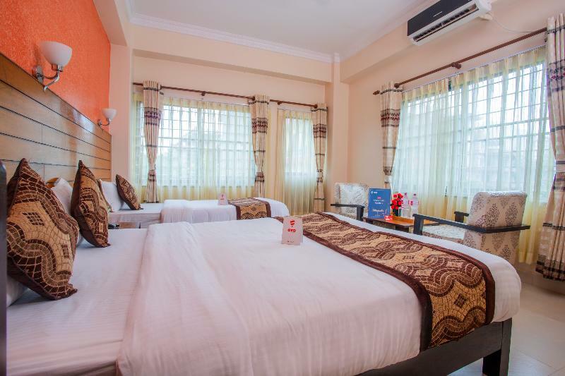 Hotel Romantica Pokhara Bagian luar foto