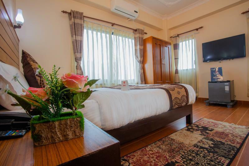 Hotel Romantica Pokhara Bagian luar foto