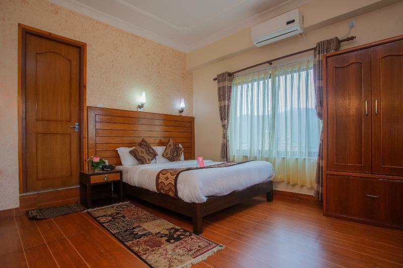 Hotel Romantica Pokhara Bagian luar foto