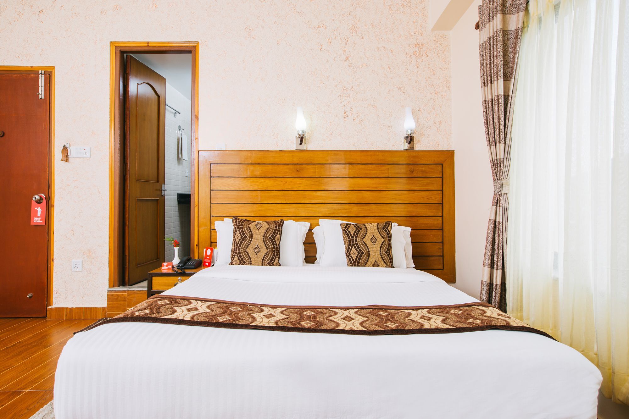 Hotel Romantica Pokhara Bagian luar foto