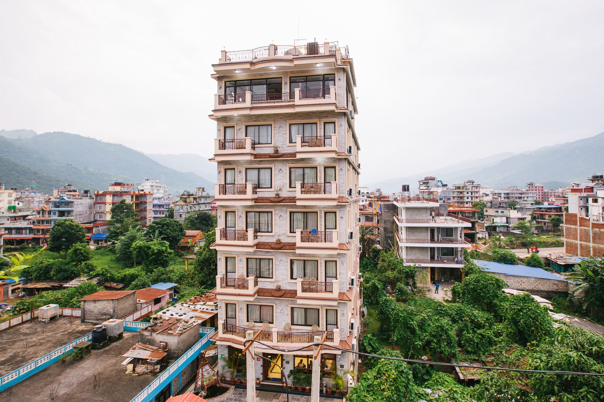Hotel Romantica Pokhara Bagian luar foto