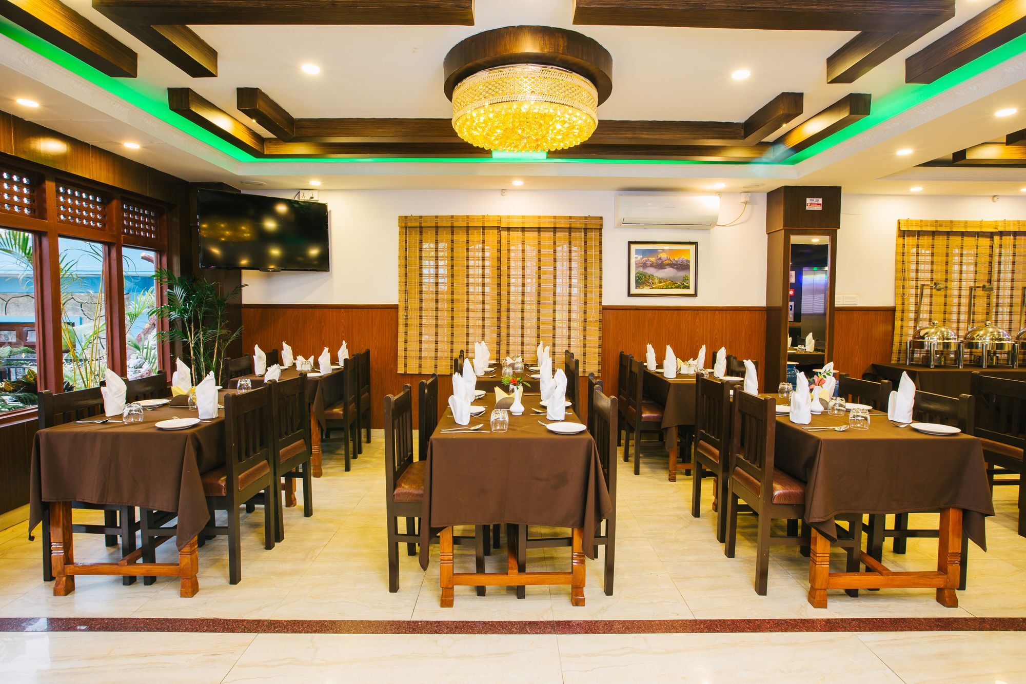 Hotel Romantica Pokhara Bagian luar foto